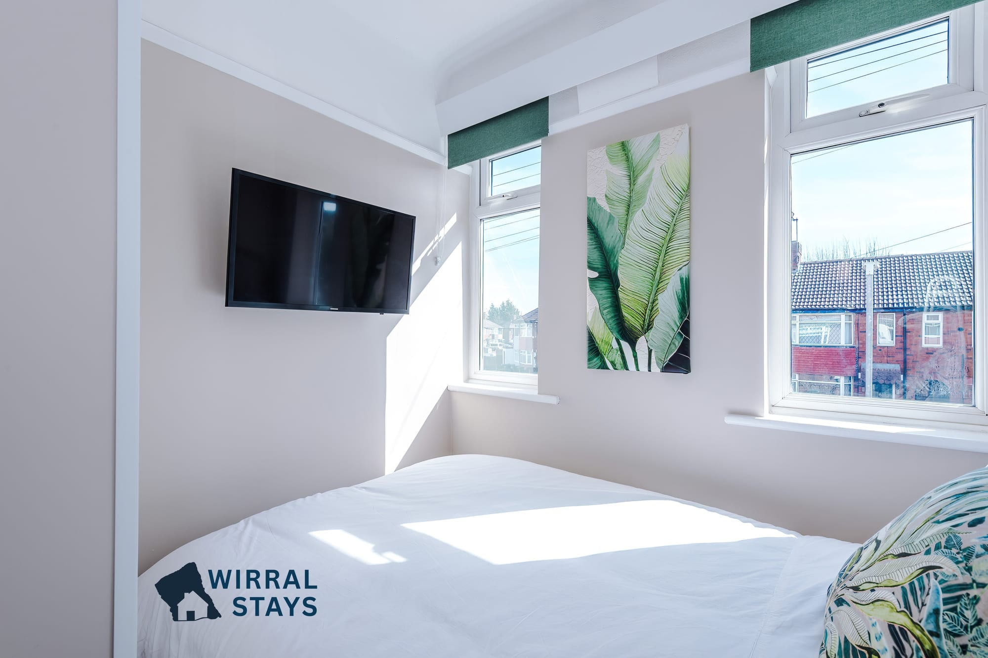 Bedroom 3 with small double bed at Patricia Place, Birkenhead